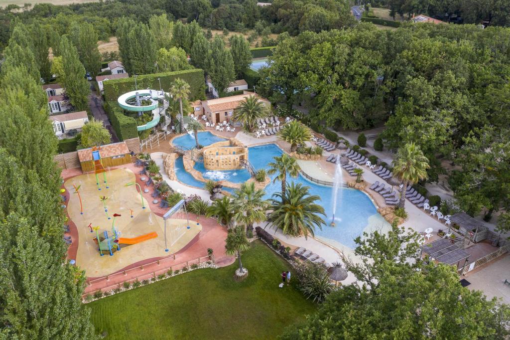 Vortex Aquatic Structure - Camping Verébleu Project